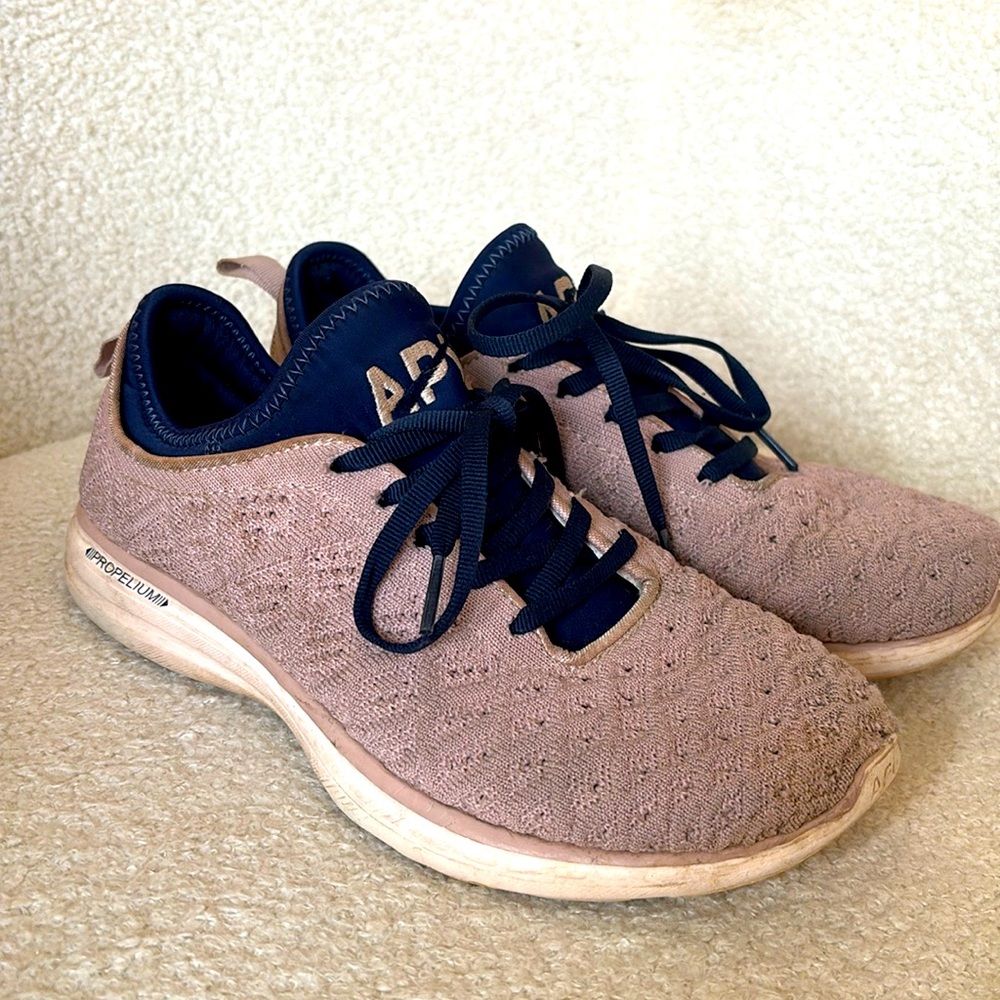 APL Running Shoes